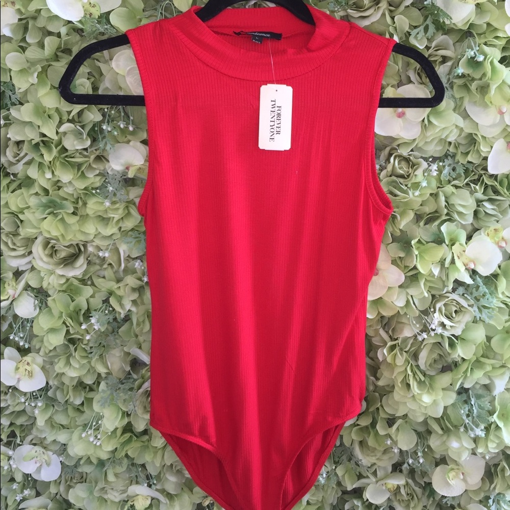 RED FOREVER 21 BODYSUIT❤️❤️